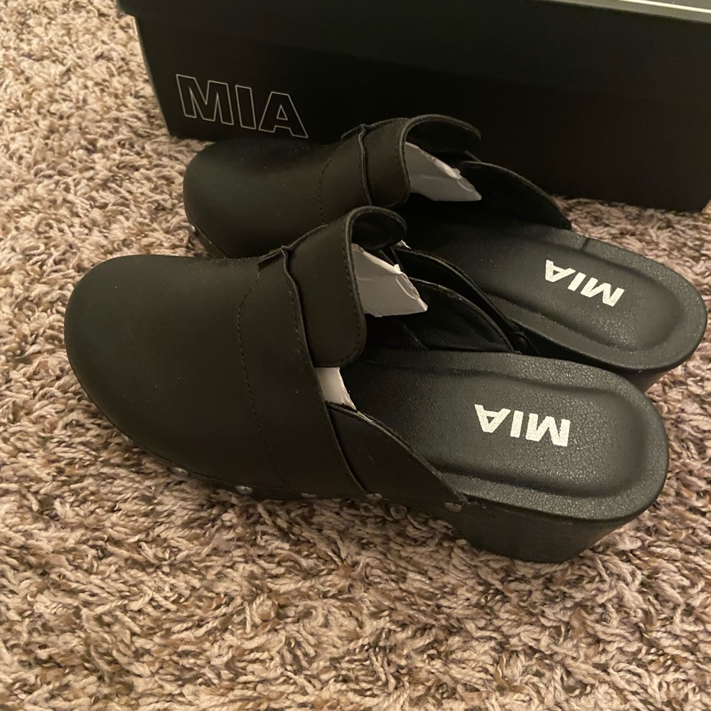 Shoes